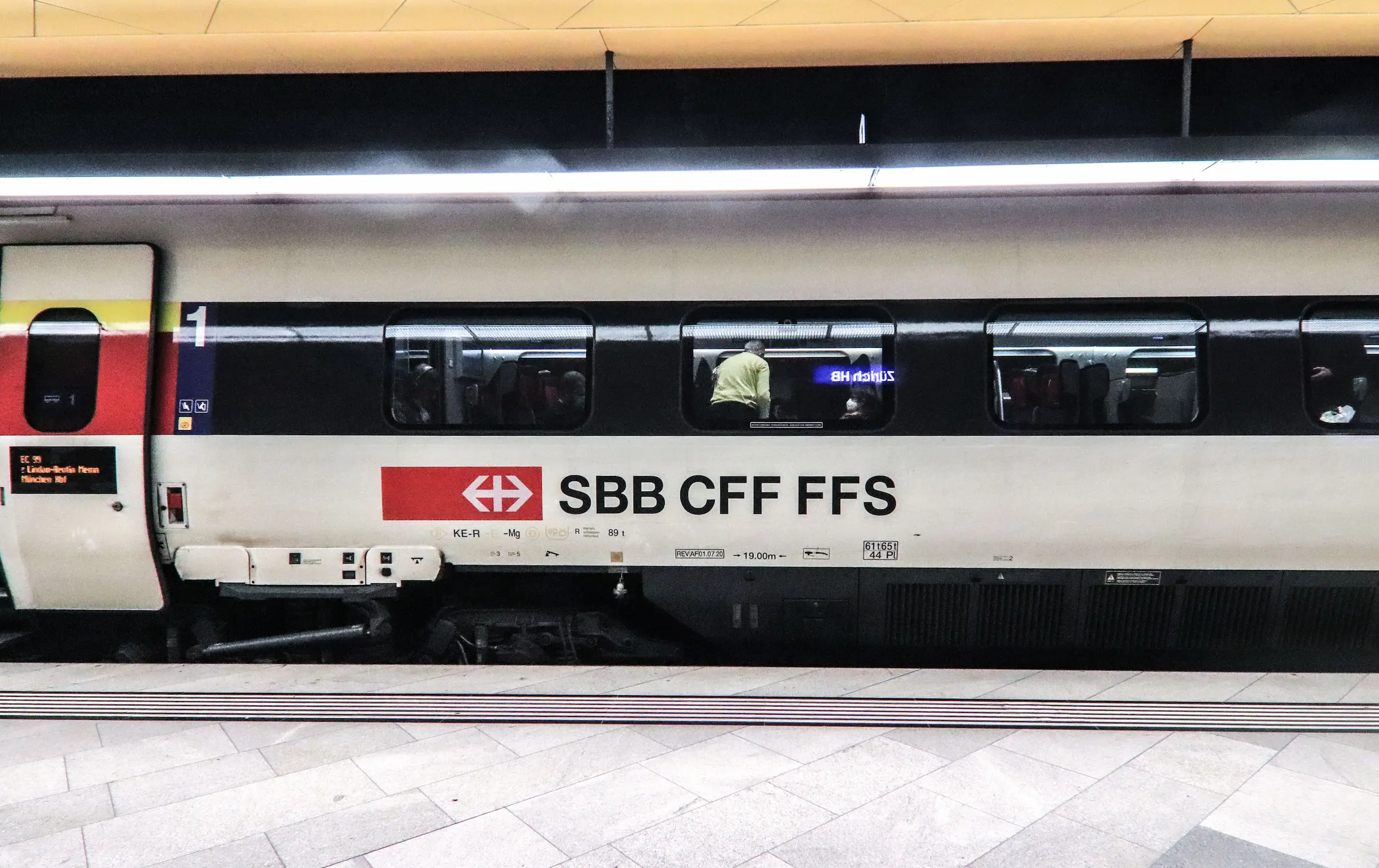 Hintergrundbild zu Astoro