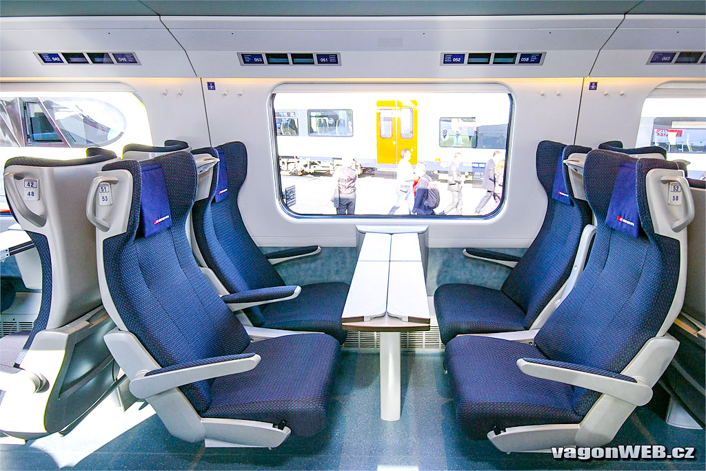 Zweite Klasse Astoro