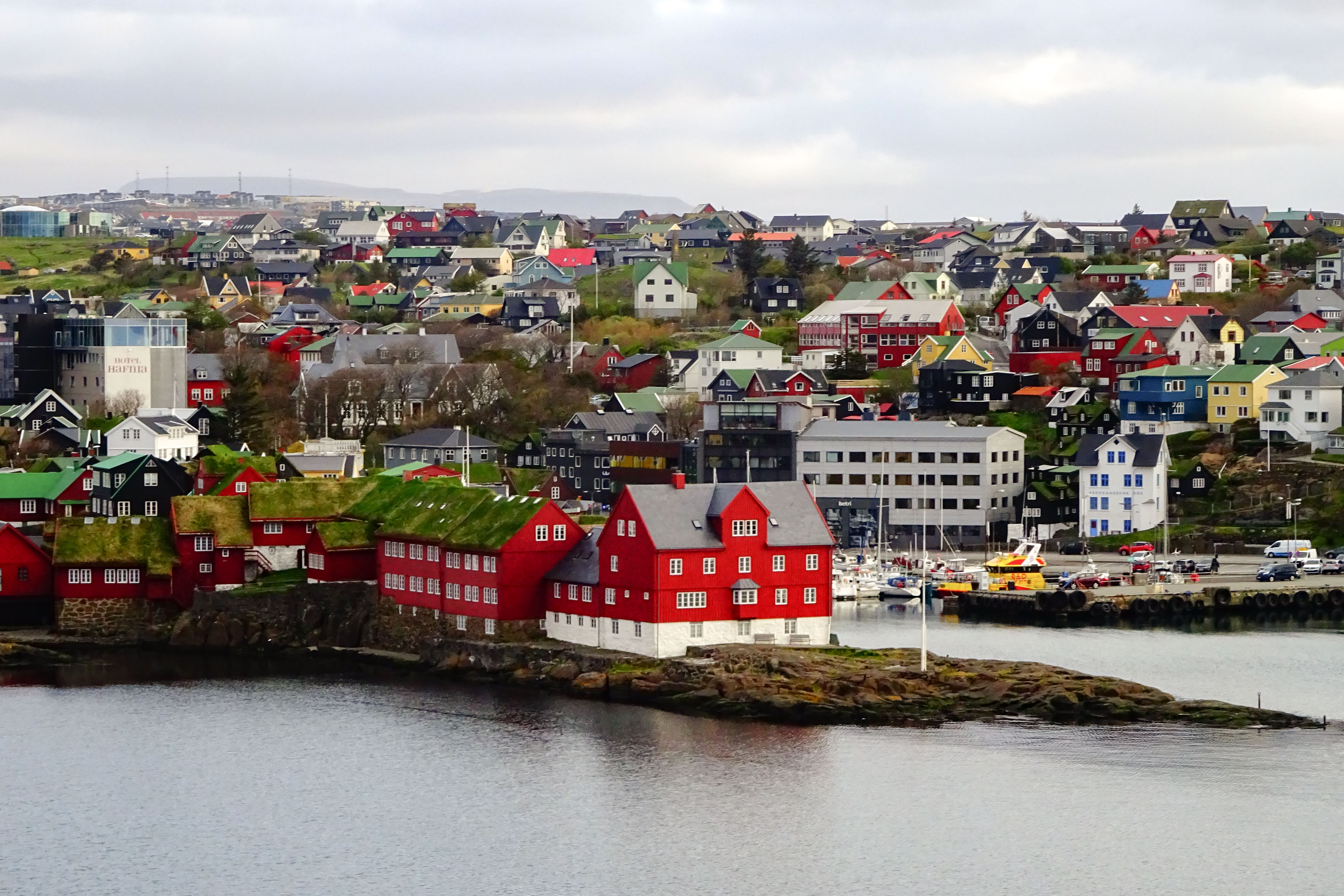 002 Torshavn.jpg