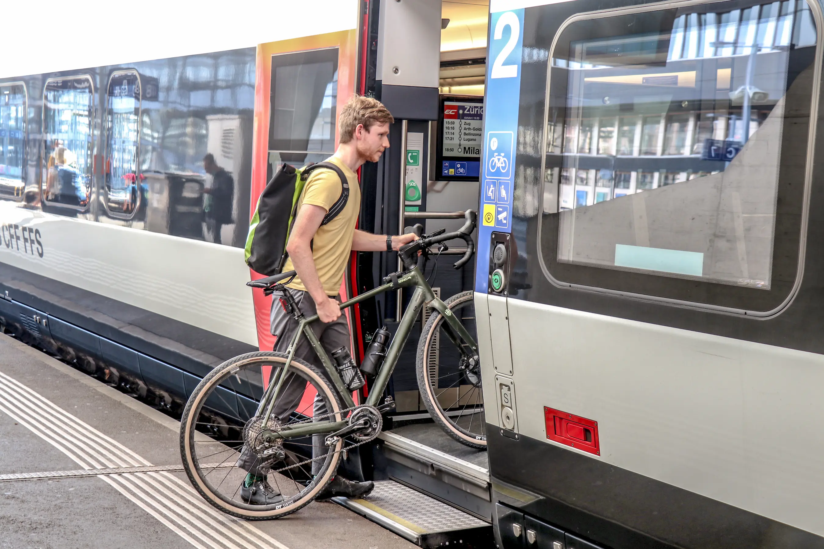 Hintergrundbild zu Veloreisen