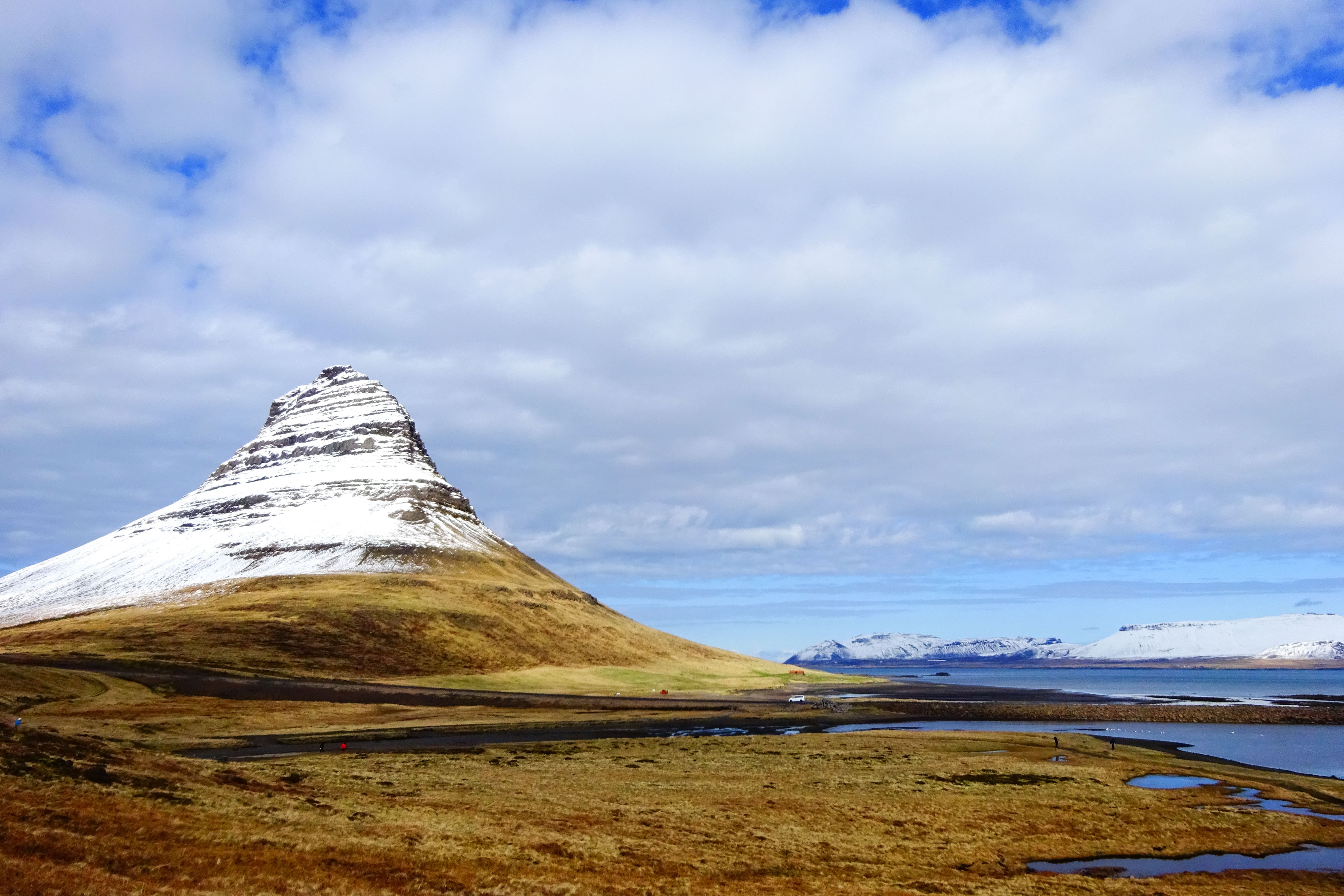 004 Kirkjufell.jpg